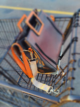 Agile-Reach Avenue Leather Purse